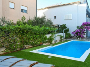 Holiday Home Urbana with pool